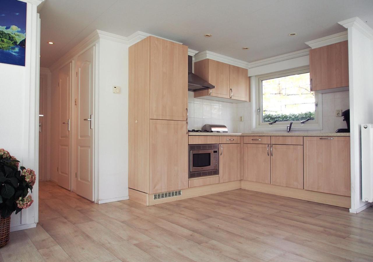 Chaletparc Krabbenkreek Zeeland - Chalet 84 Sint-Annaland Extérieur photo